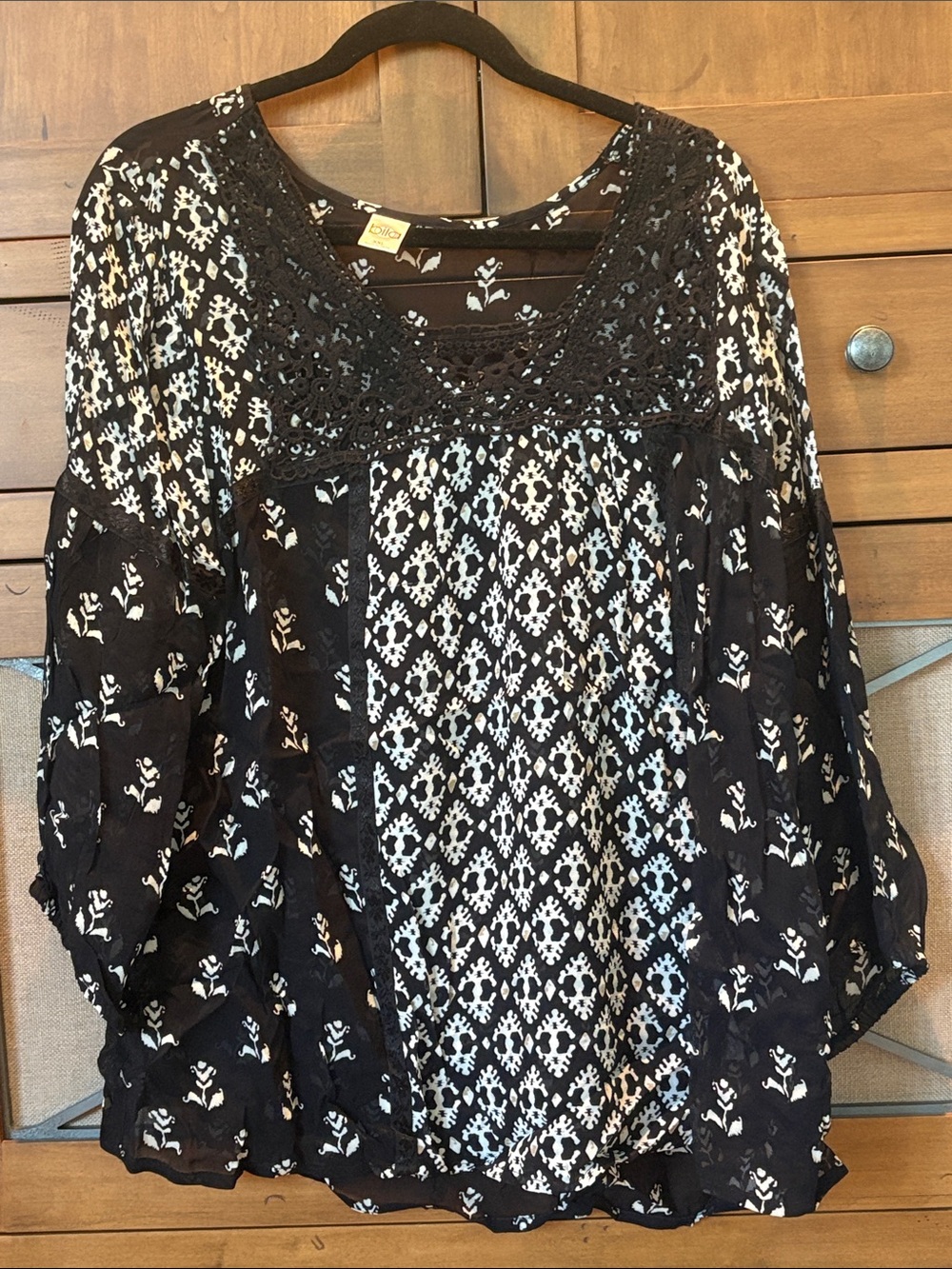 Bila Black & White Crochet-Yoke Boho Tunic